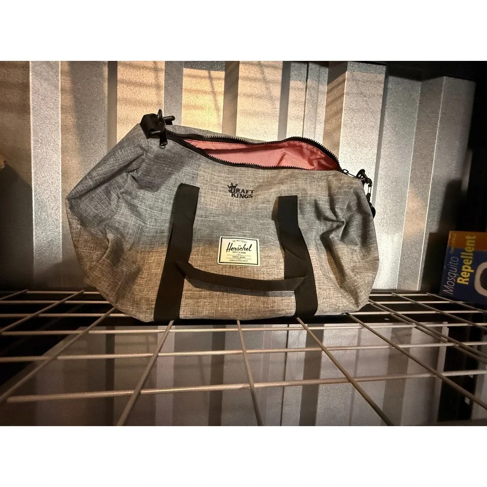 Herschel Supply Co Duffel Bag Gray‎ Black DraftKings Travel Gym Sport